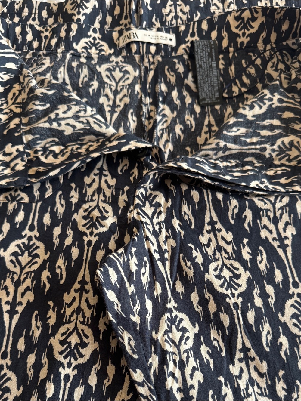 🛍️SALE🛍️ Zara Navy & Beige Ikat-Print Crop Top & Wide-Leg Pants SET (2 Pieces) - Picture 11 of 13